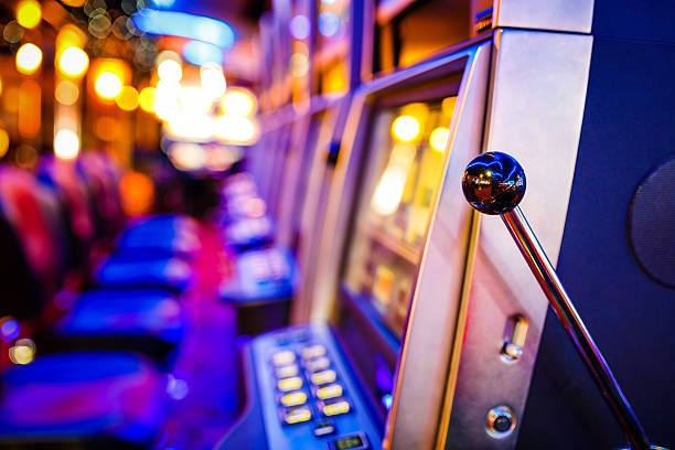 Live-dealer archive displays cards, winning position, and payout Baccarat hand history with cards and settlement